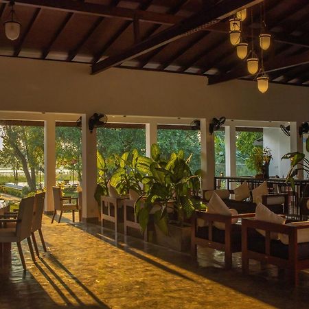 Sigiriya Wewa Addara Hotel - Hotel By The Lake ภายนอก รูปภาพ