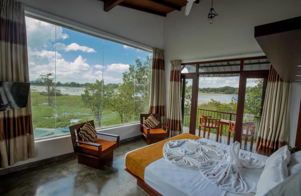 Sigiriya Wewa Addara Hotel - Hotel By The Lake ภายนอก รูปภาพ