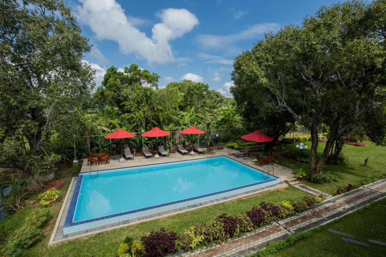 Sigiriya Wewa Addara Hotel - Hotel By The Lake ภายนอก รูปภาพ