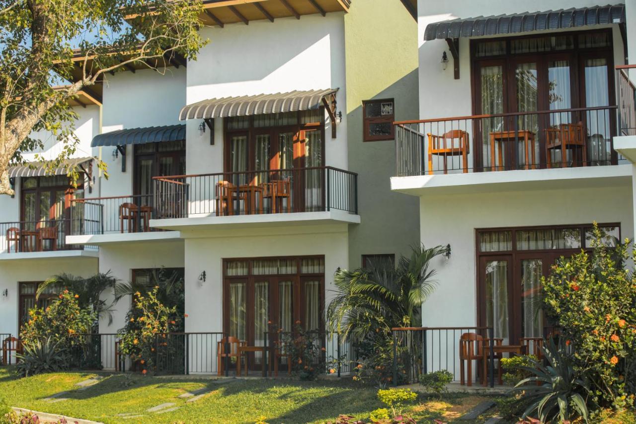 Sigiriya Wewa Addara Hotel - Hotel By The Lake ภายนอก รูปภาพ