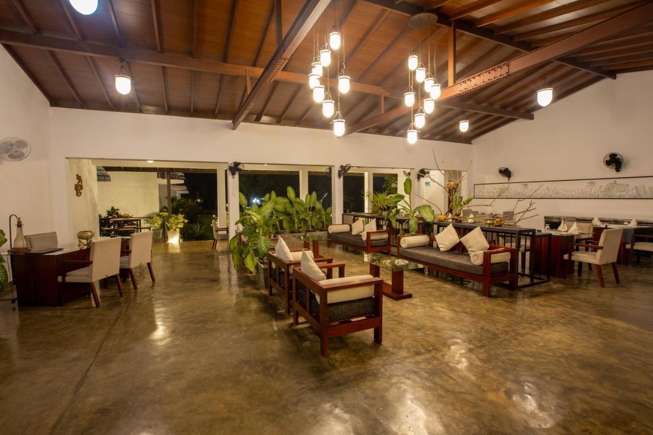 Sigiriya Wewa Addara Hotel - Hotel By The Lake ภายนอก รูปภาพ
